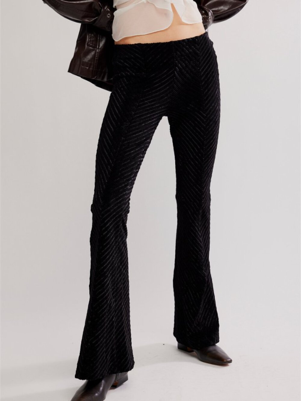 FREE PEOPLE Penny Pull On Velvet Flared Pants / Black - Picture 6 of 11